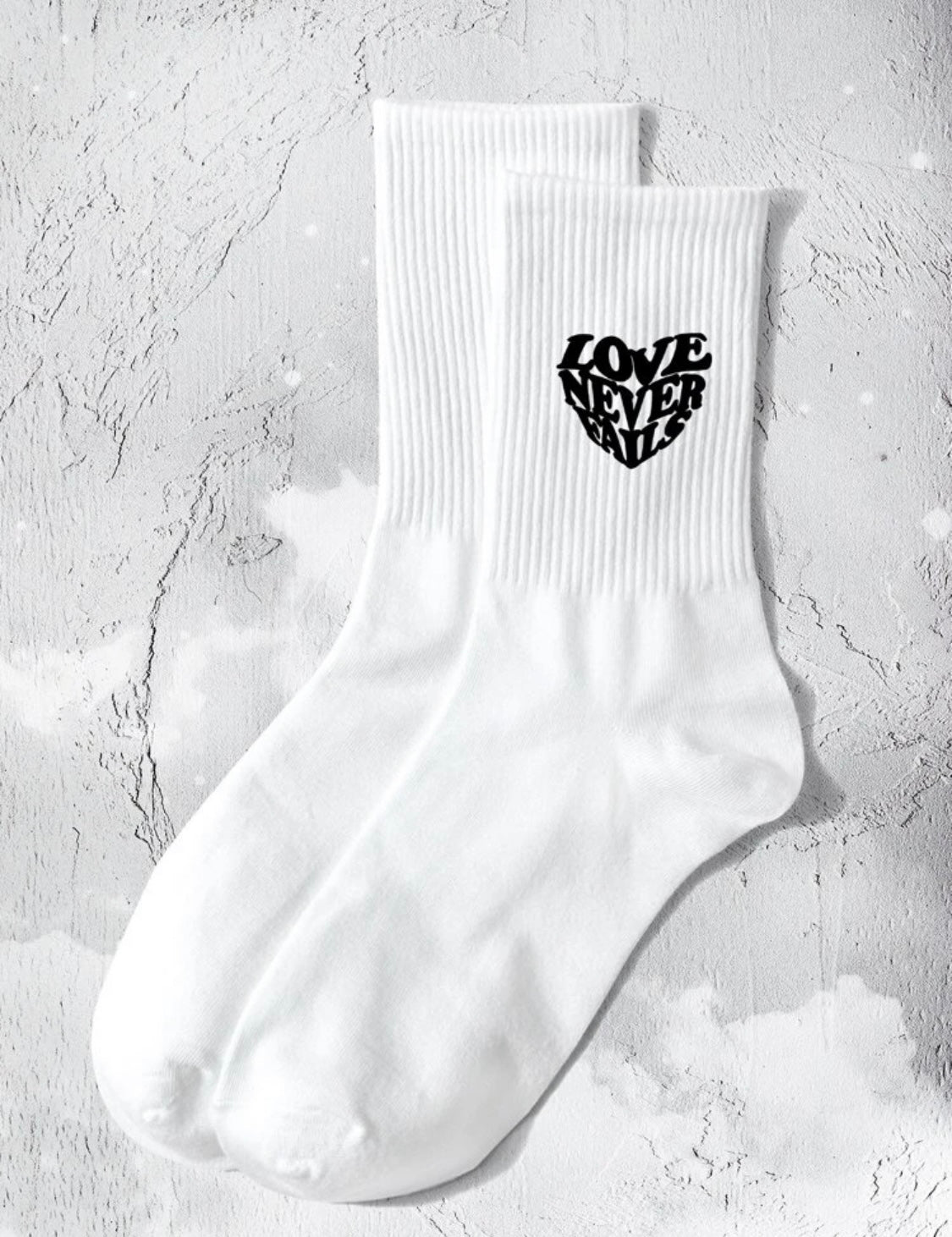 Love Never Fails Crew Socks